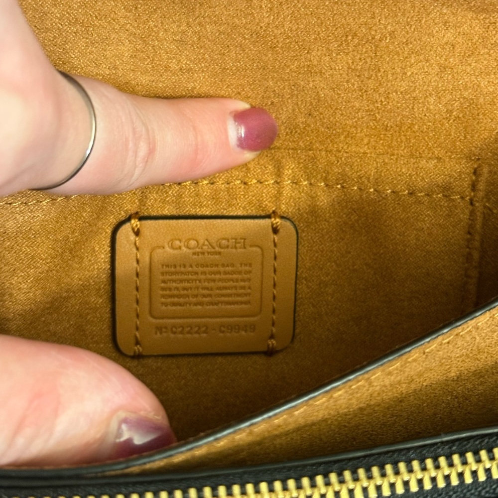 Coach Mini Klare Crossbody - Picture 2 of 7